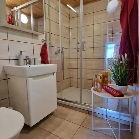 Holy Vrch - Oaza Kludu A Pokoja Dağ evi Krupina